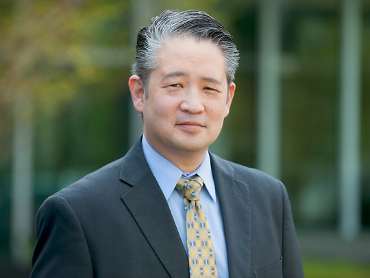 Photo of Andrew W. Li